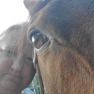 Meet your Posher, Debra